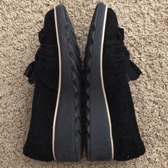 Clark’s Soft Cushion Shoes - Picture 2 of 3